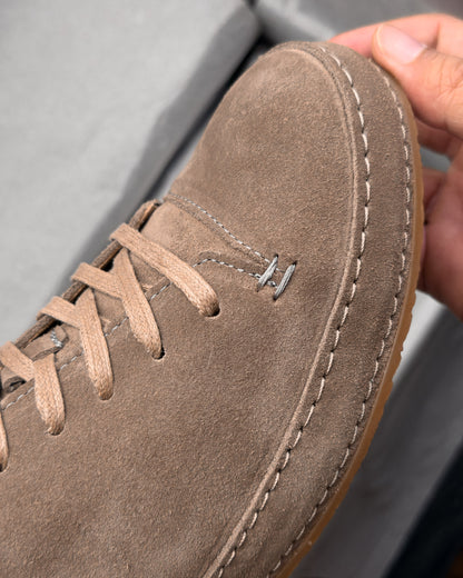 รองเท้าหนังกลับแท้ผู้ชาย Piero Warm Taupe Suede สีน้ำตาลอมเทา Bagspace