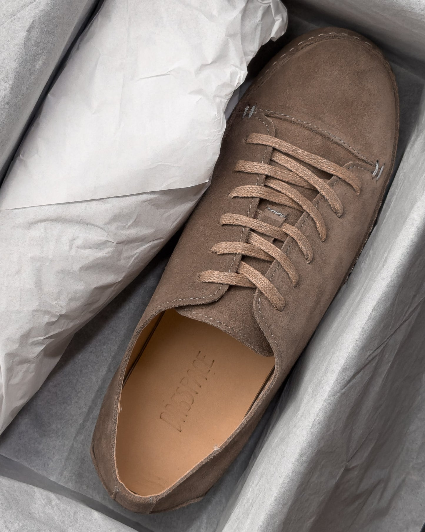 รองเท้าหนังกลับแท้ผู้ชาย Piero Warm Taupe Suede สีน้ำตาลอมเทา Bagspace