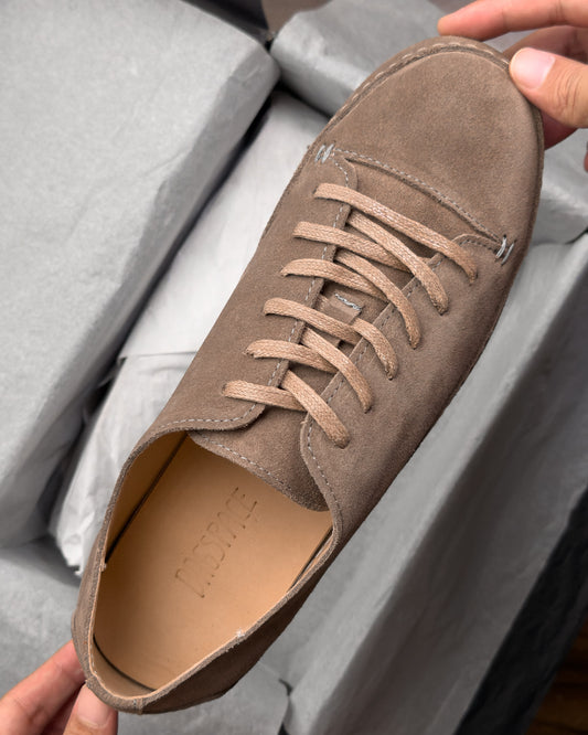 รองเท้าหนังกลับแท้ผู้ชาย Piero Warm Taupe Suede สีน้ำตาลอมเทา Bagspace
