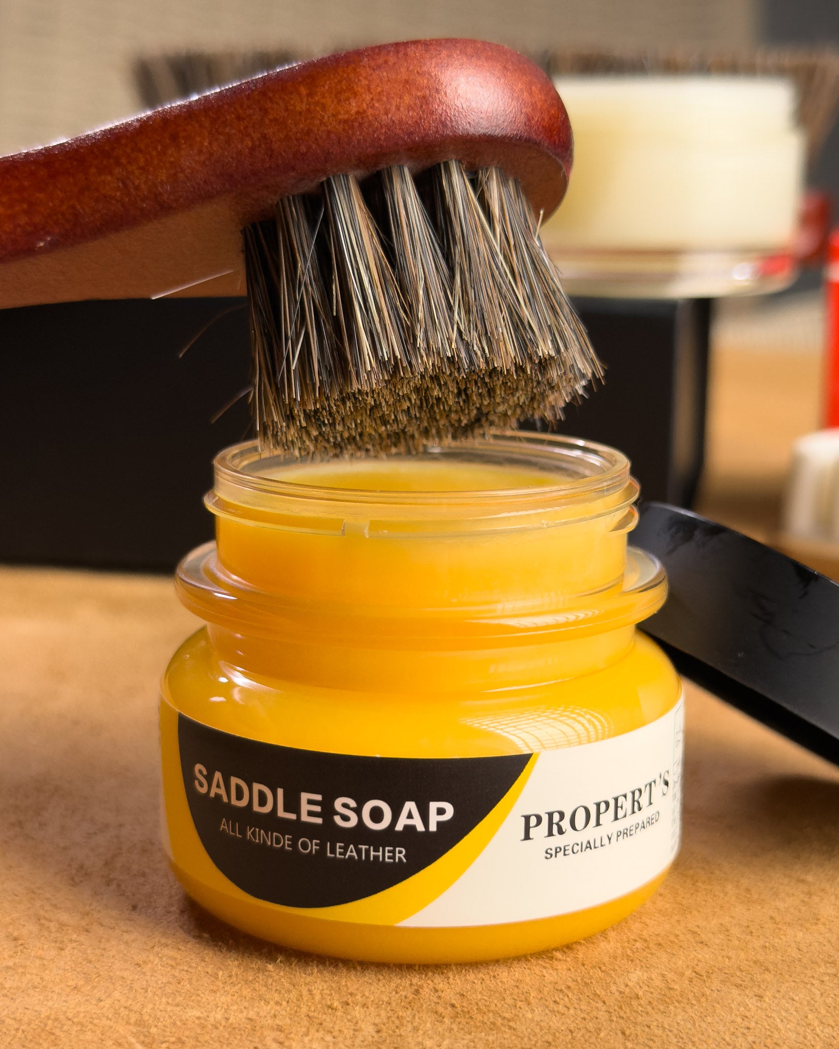 ชุดดูแลเครื่องหนังครบชุด Saddle Soap Mink Oil และเซตแปรงขนม้า Bagspace