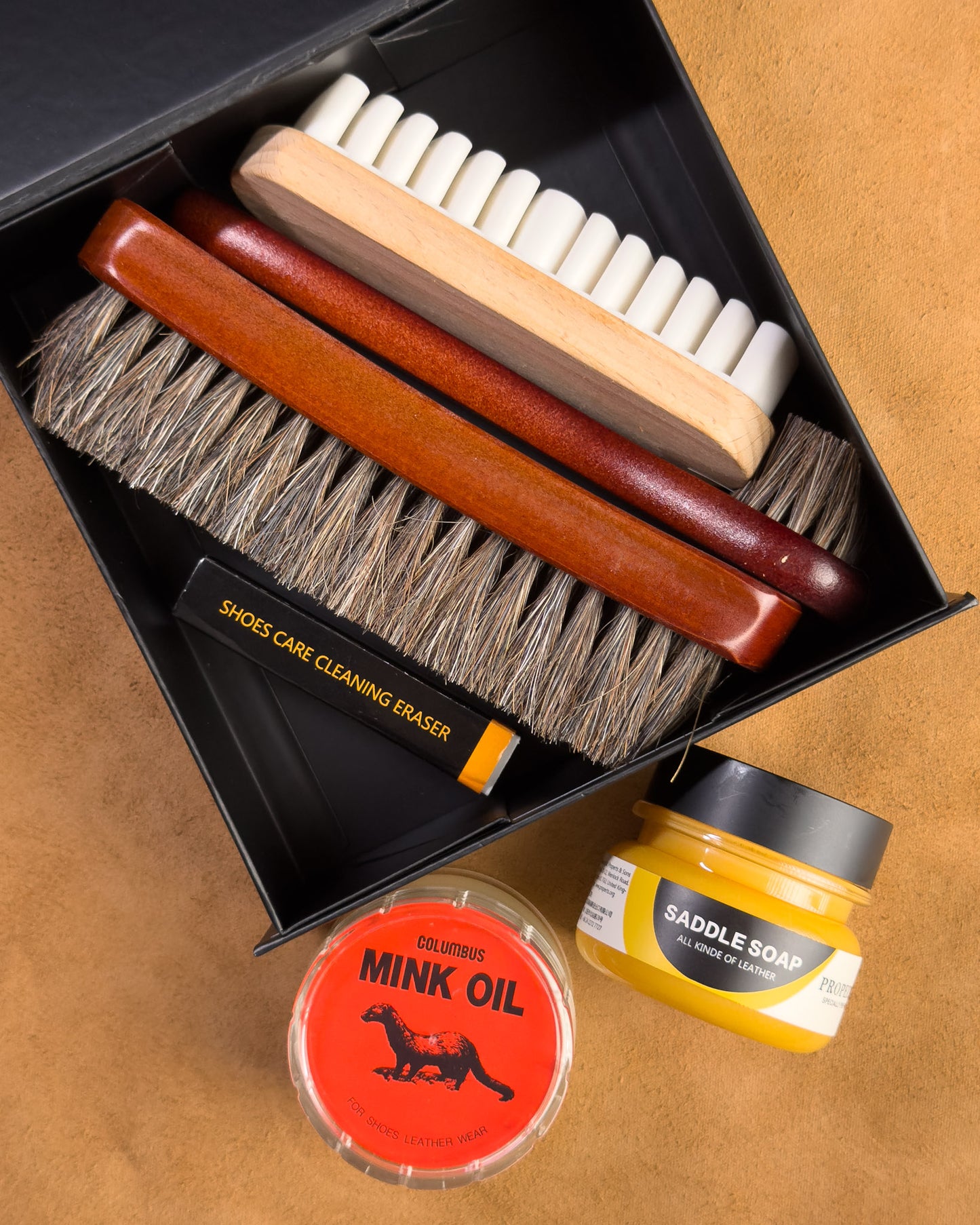 ชุดดูแลเครื่องหนังครบชุด Saddle Soap Mink Oil และเซตแปรงขนม้า Bagspace