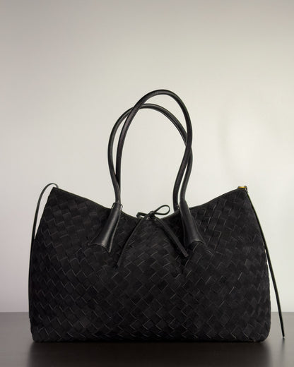 Siena กระเป๋า Tote หนังกลับแท้ ไซส์ L สี Obsidian Black Bagspace