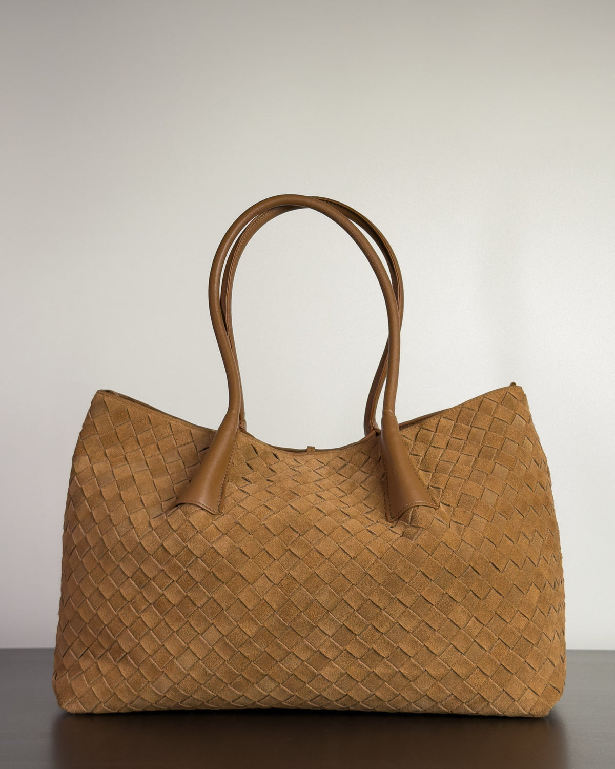 Siena กระเป๋า Tote หนังกลับแท้ ไซส์ L สี Caramel Bagspace