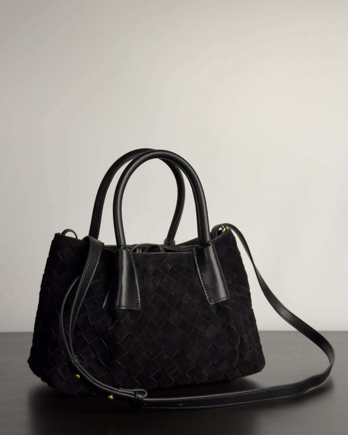 Siena กระเป๋า Tote หนังกลับแท้ ไซส์ S สี Obsidian Black Bagspace