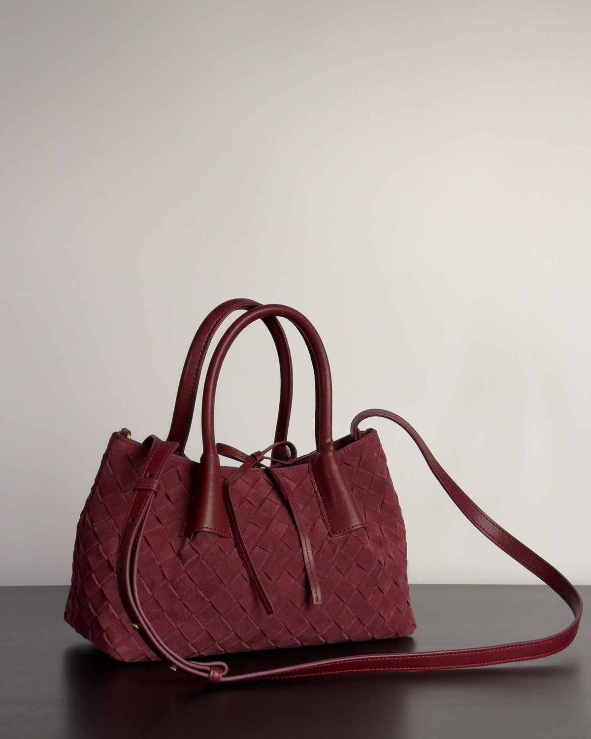 Siena กระเป๋า Tote หนังกลับแท้ ไซส์ S สี Burgundy Bagspace