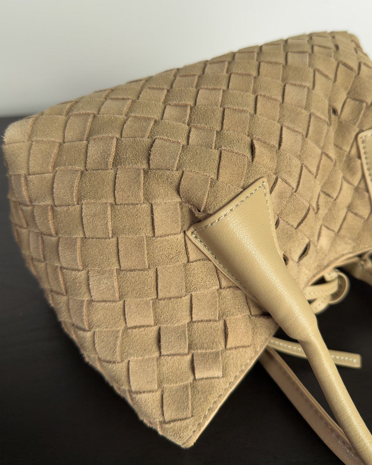 Siena กระเป๋า Tote หนังกลับแท้ ไซส์ S สี Taupe Grey Bagspace