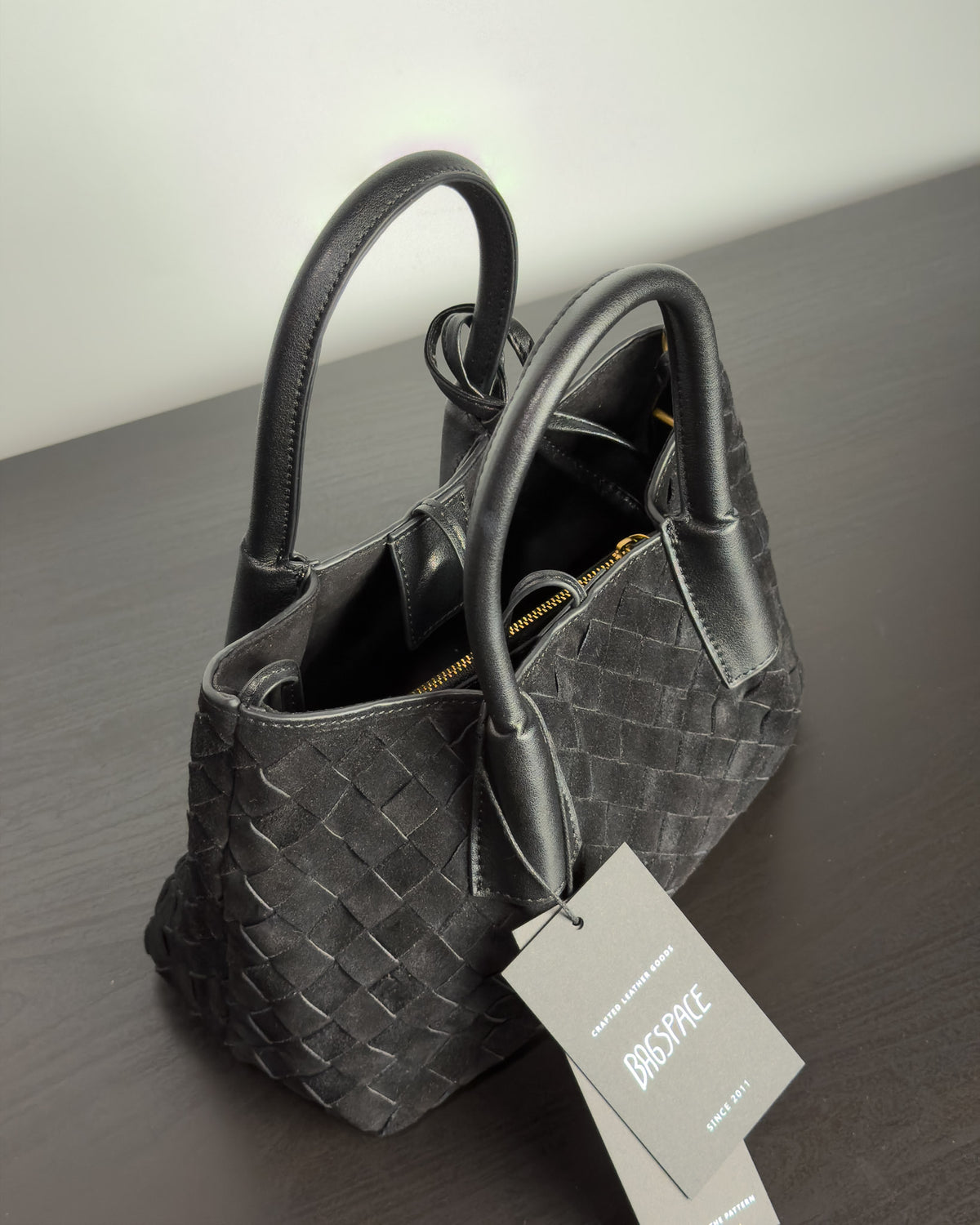 Siena กระเป๋า Tote หนังกลับแท้ ไซส์ S สี Obsidian Black Bagspace
