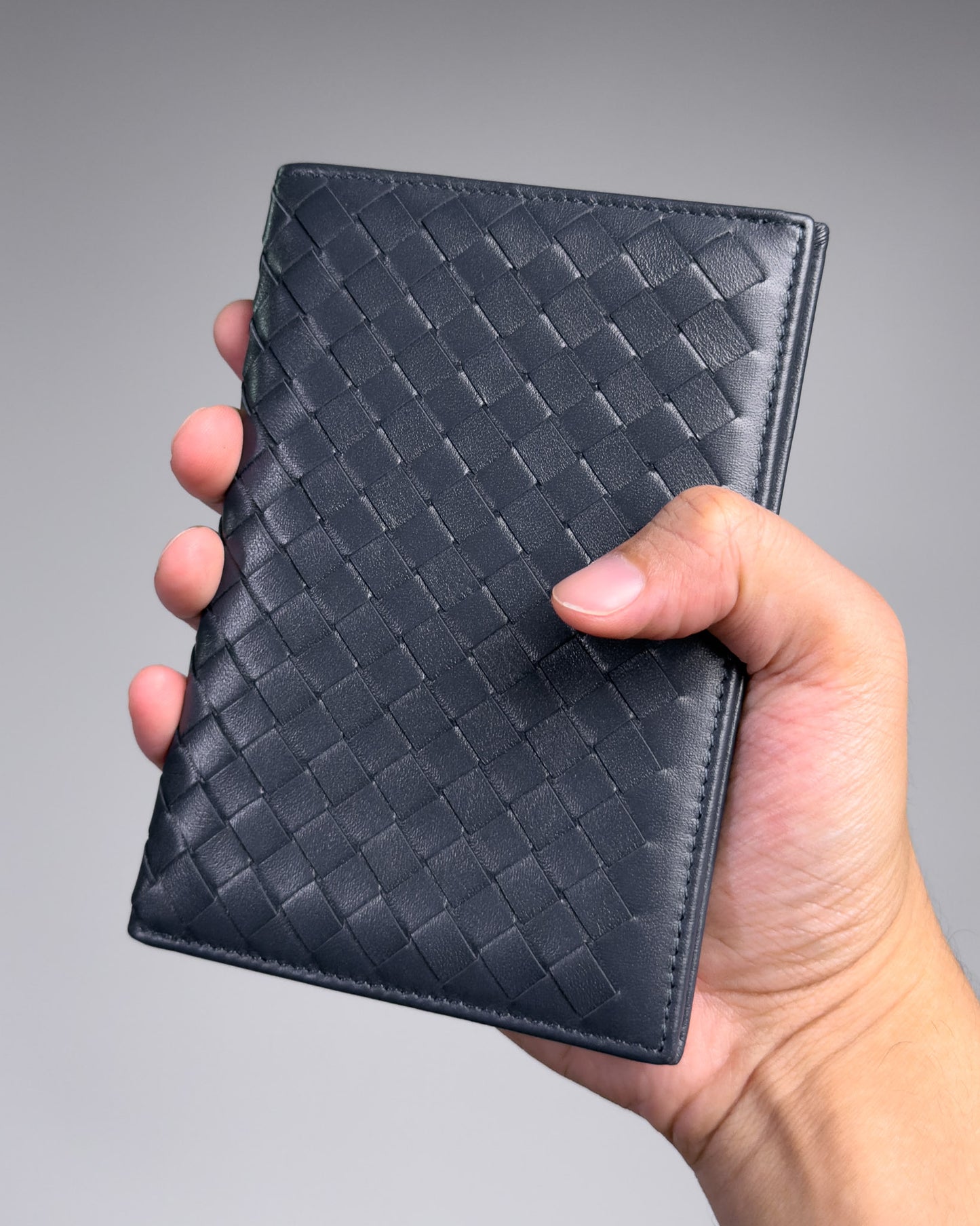 Saxon Passport Wallet ปกพาสปอร์ตหนังสาน สีน้ำเงิน