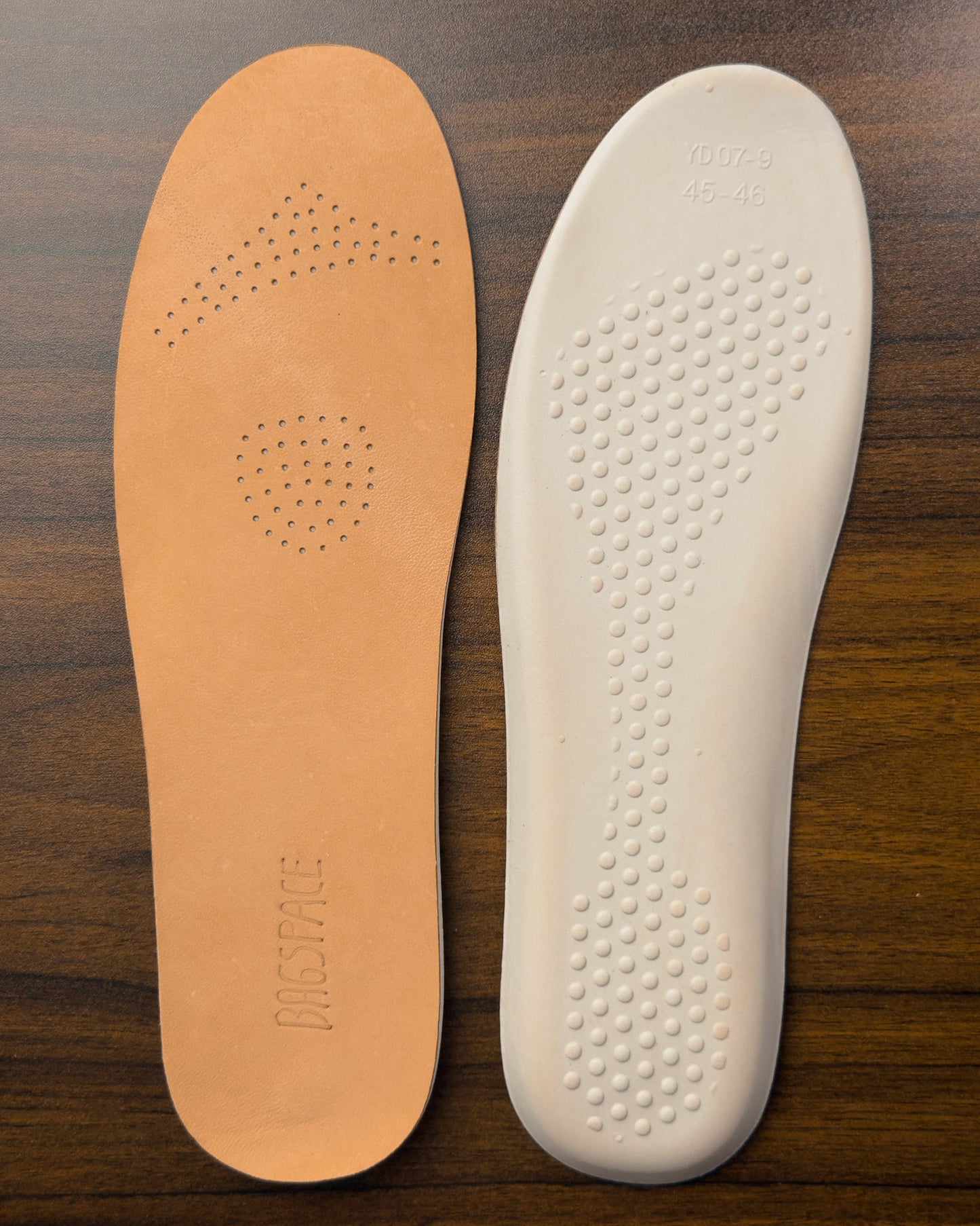 แผ่นรองรองเท้า หนังลูกแกะนูบัค พื้น Latex ธรรมชาติ (Lambskin Nubuck Insole)