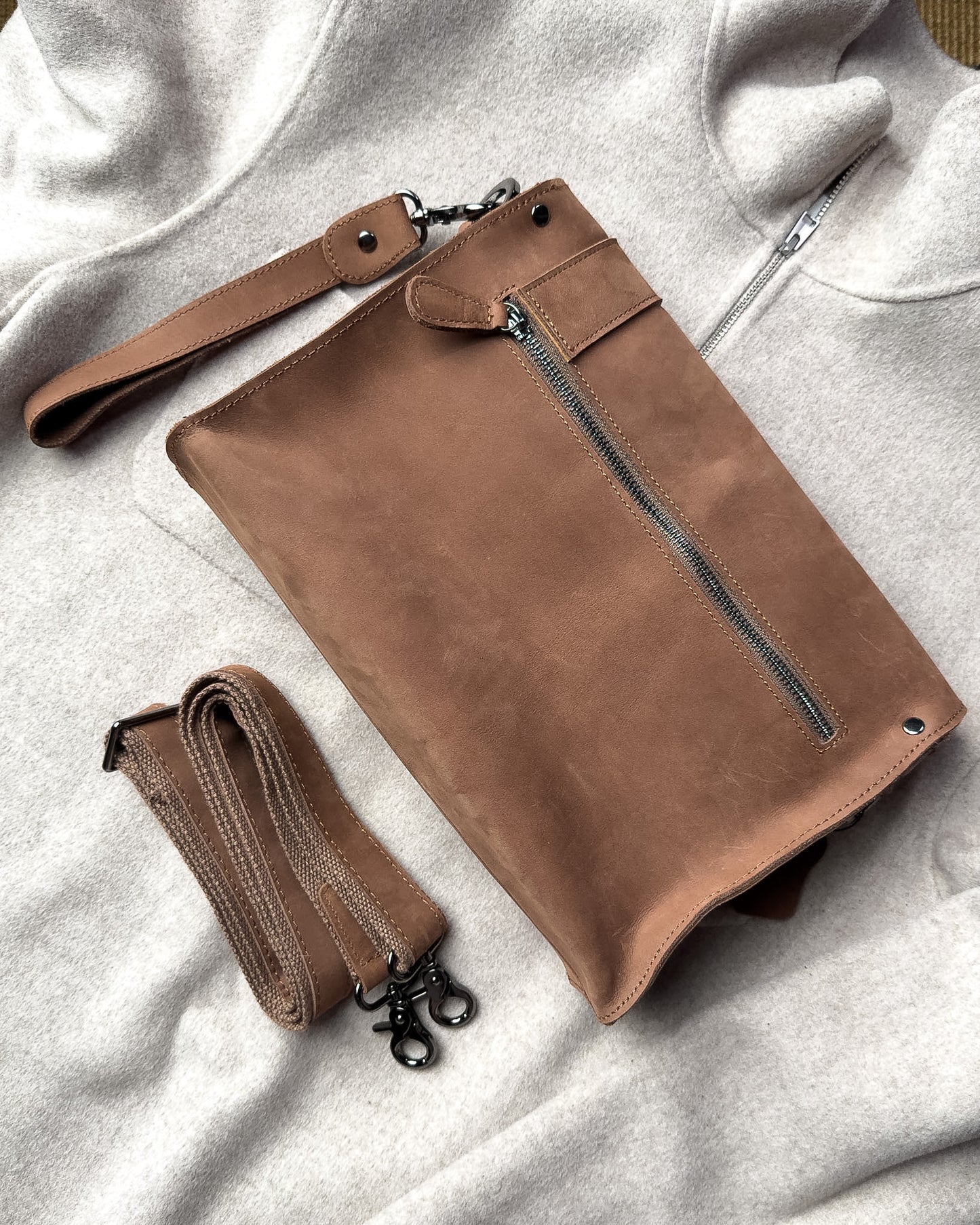 Raven Fold Bag (BM17) - Premium Nubuck