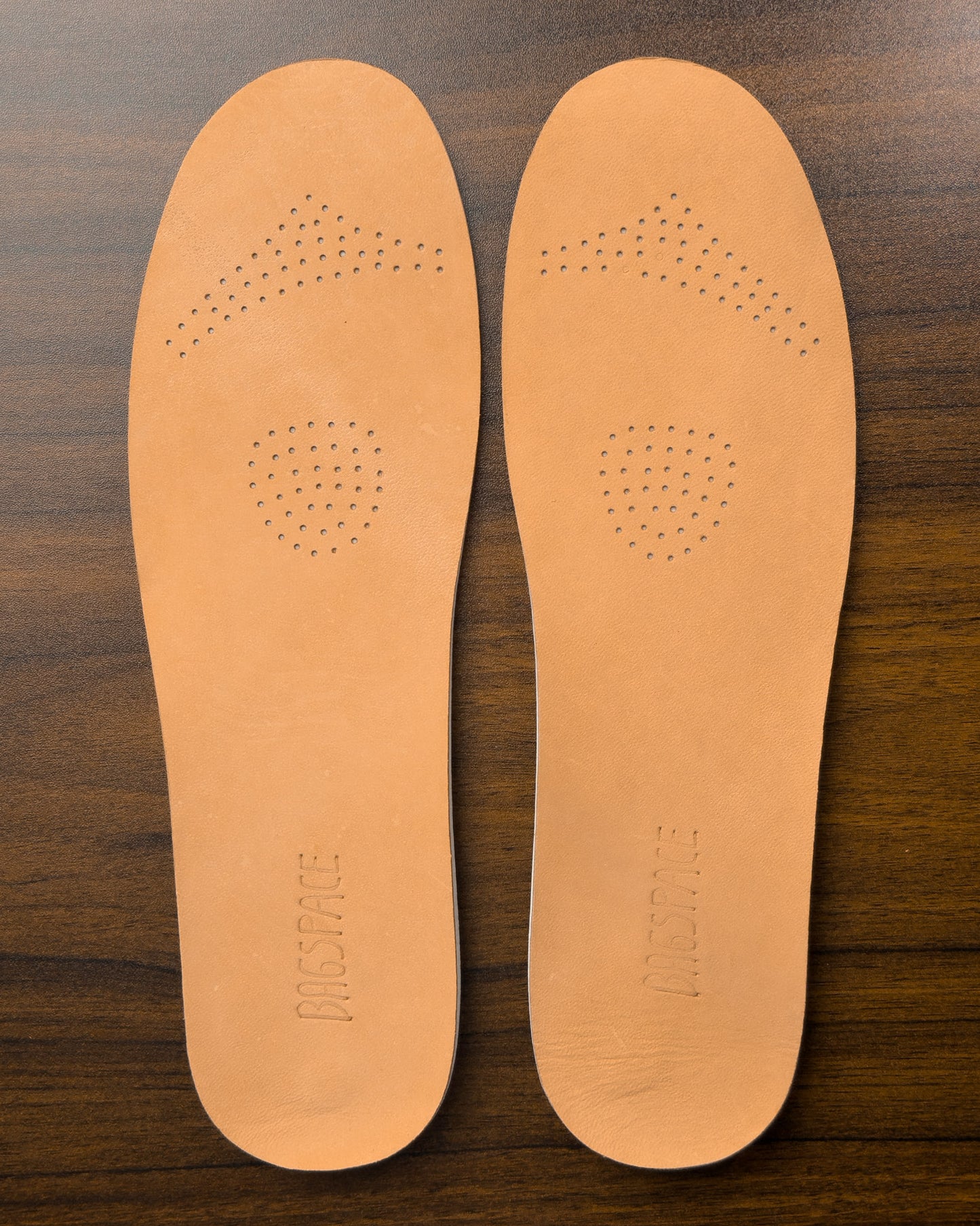 แผ่นรองรองเท้า หนังลูกแกะนูบัค พื้น Latex ธรรมชาติ (Lambskin Nubuck Insole)
