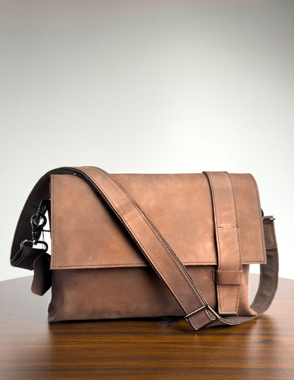Raven Fold Bag (BM17) - Premium Nubuck