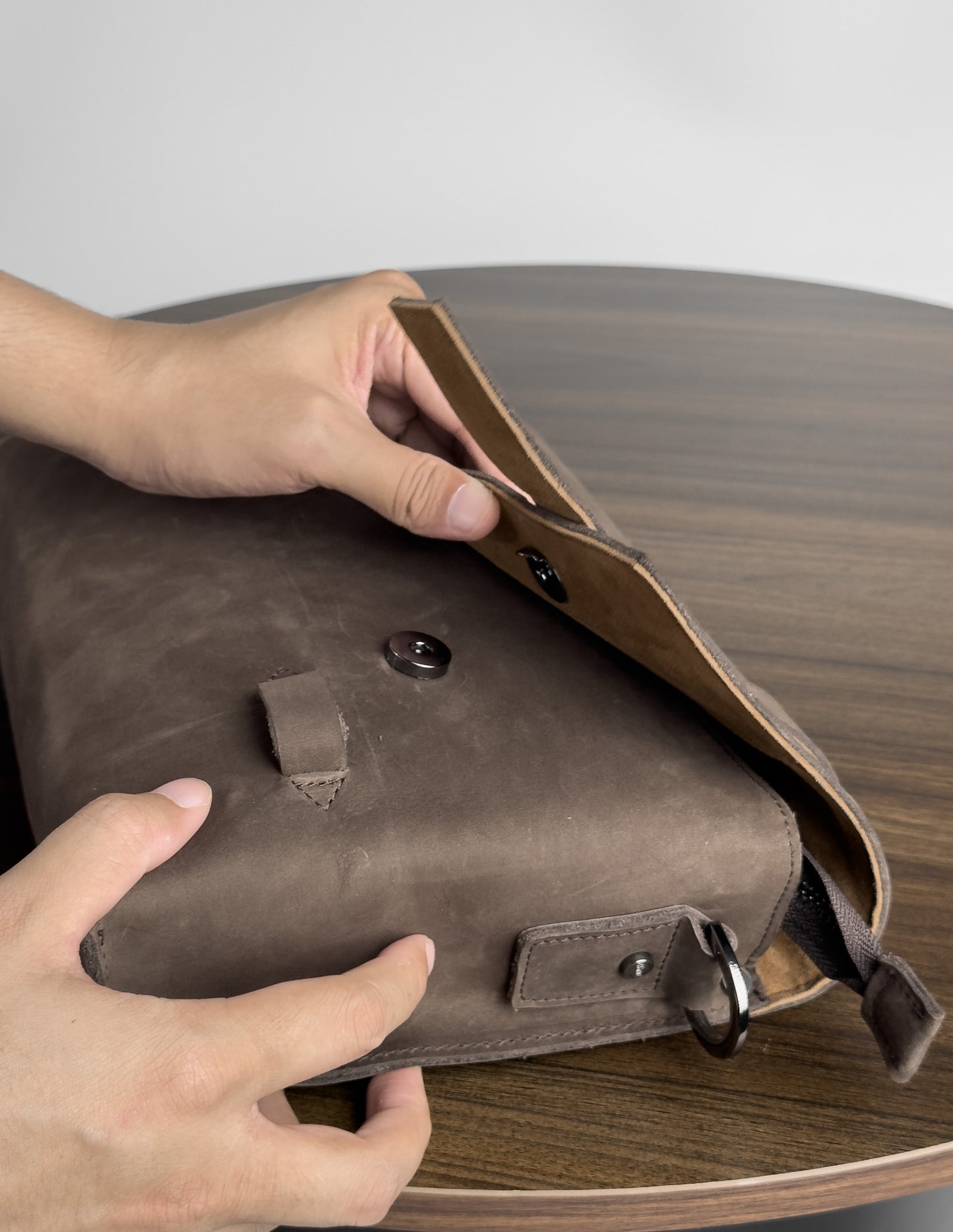 Raven Fold Bag (BM17) - Premium Nubuck