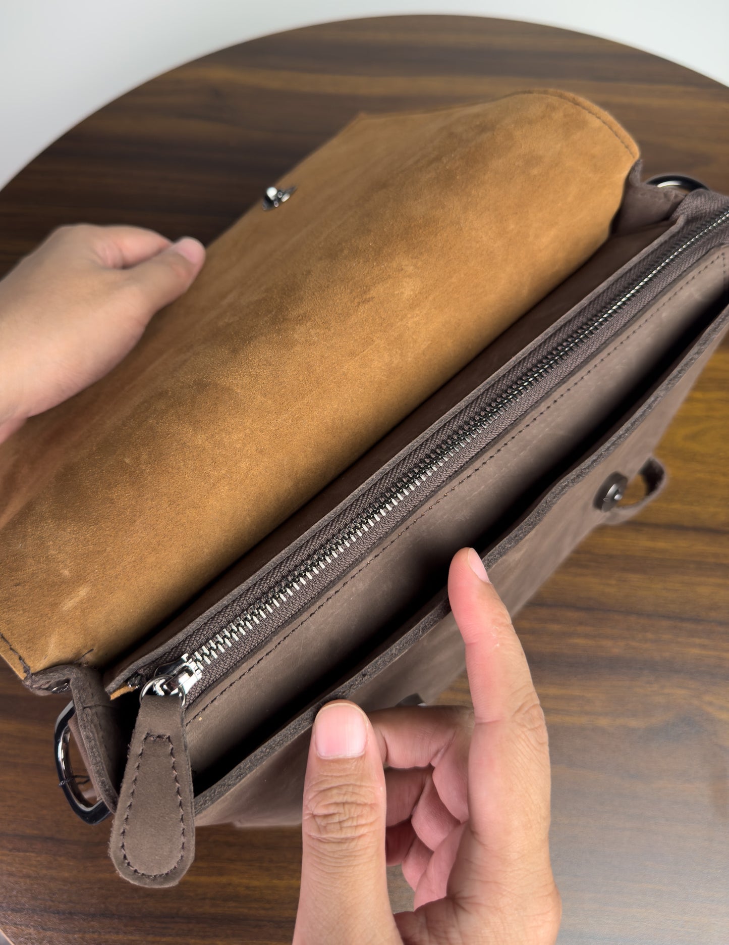 Raven Fold Bag (BM17) - Premium Nubuck