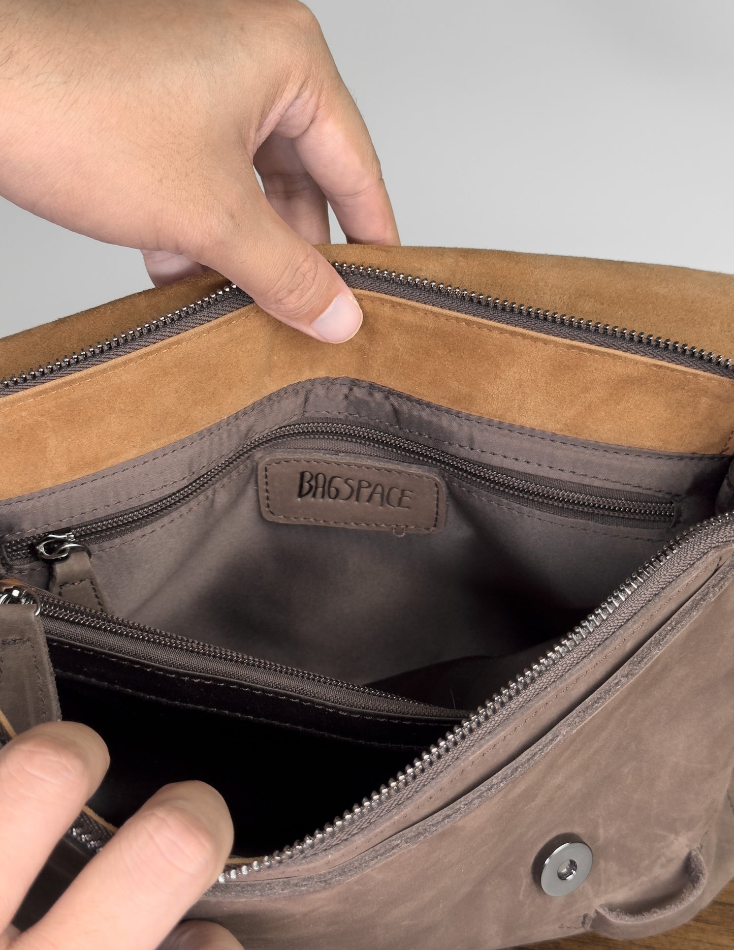 Raven Fold Bag (BM17) - Premium Nubuck