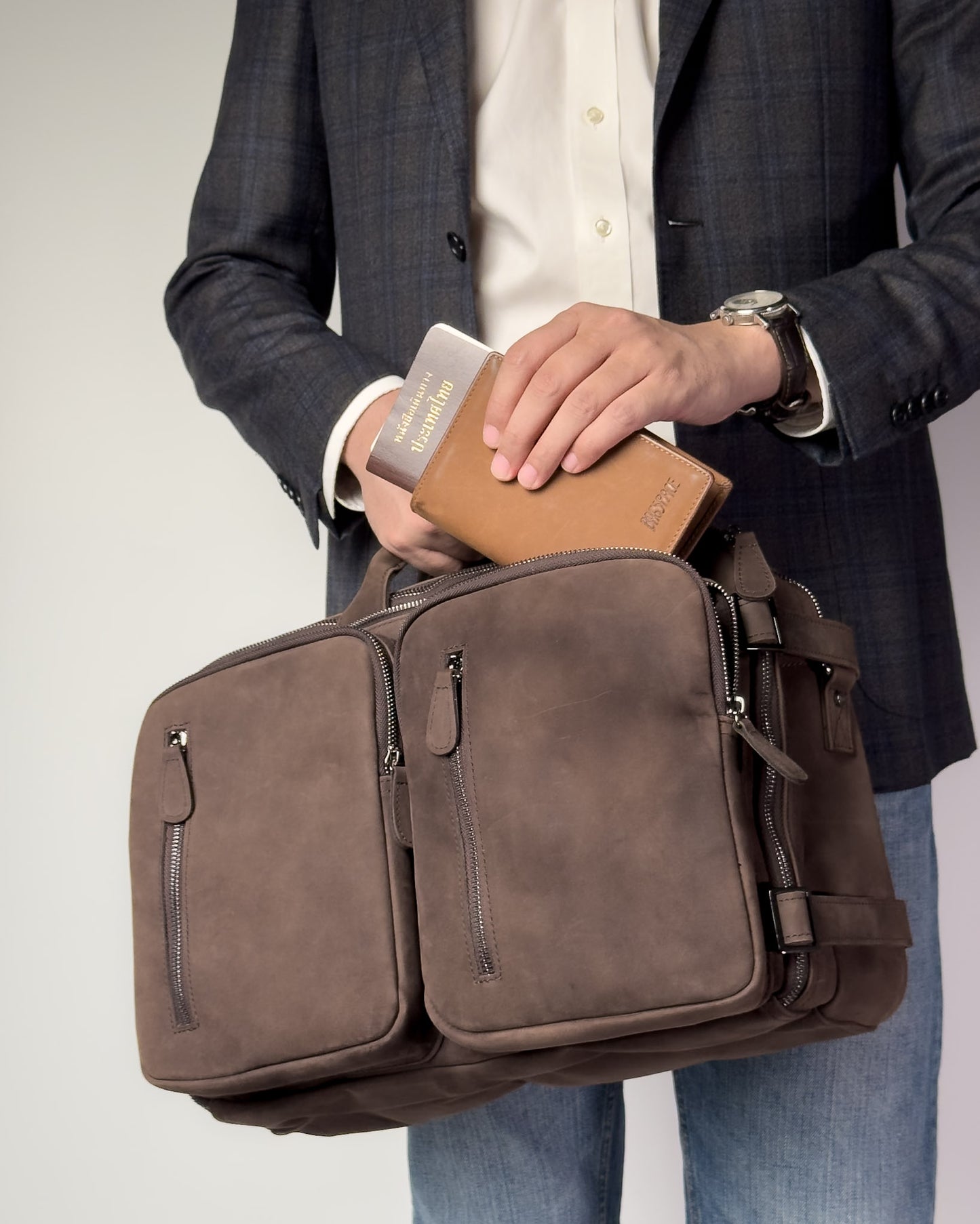 กระเป๋าสะพาย 3 ทาง หนังนูบัคพรีเมียม Premium Nomad ใส่โน้ตบุ๊คได้ (BL32)
