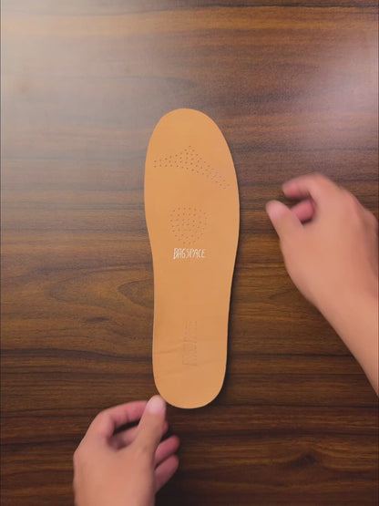 แผ่นรองรองเท้า หนังลูกแกะนูบัค พื้น Latex ธรรมชาติ (Lambskin Nubuck Insole)